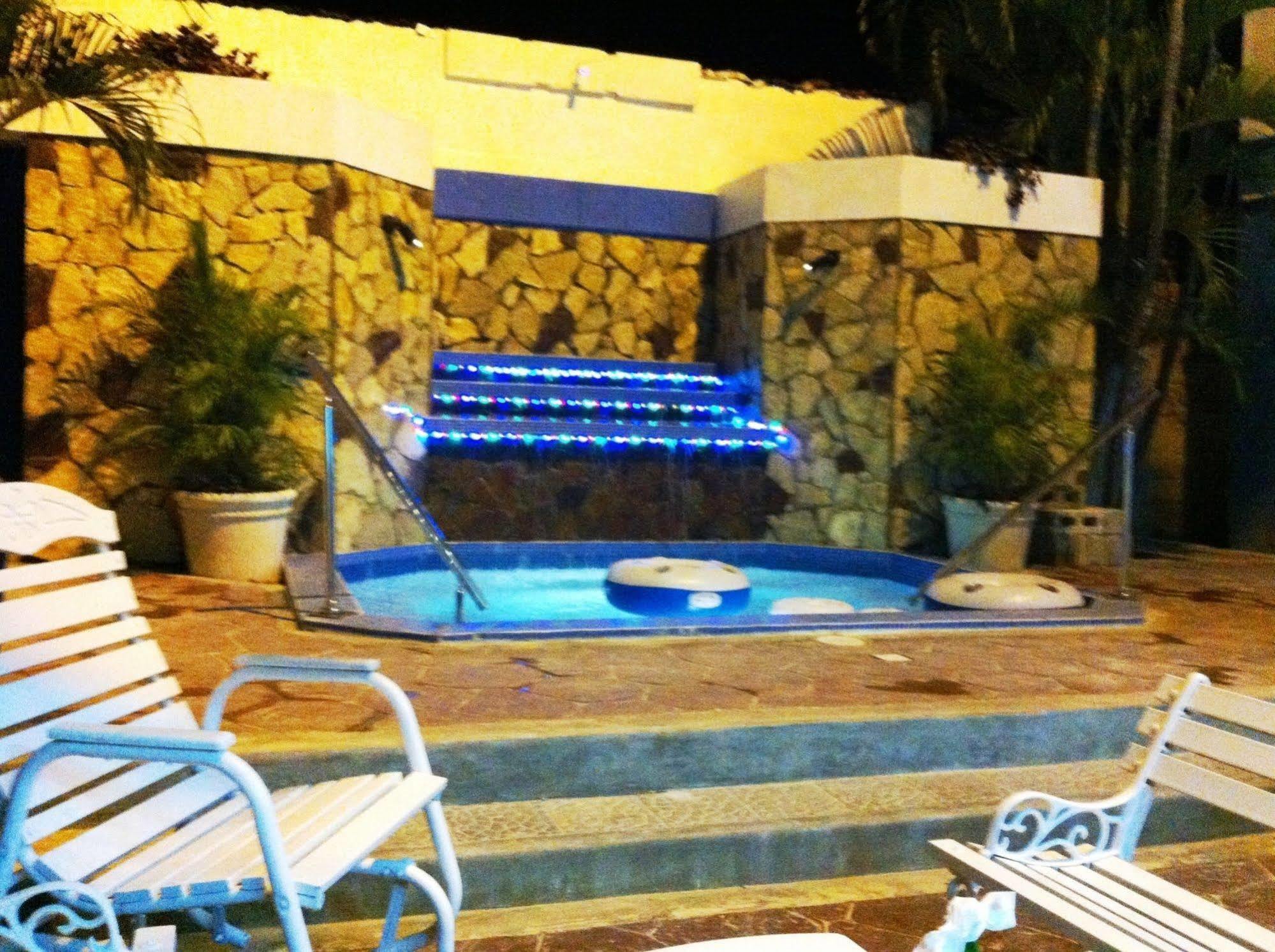 Hotel Caribe Barahona Exterior foto